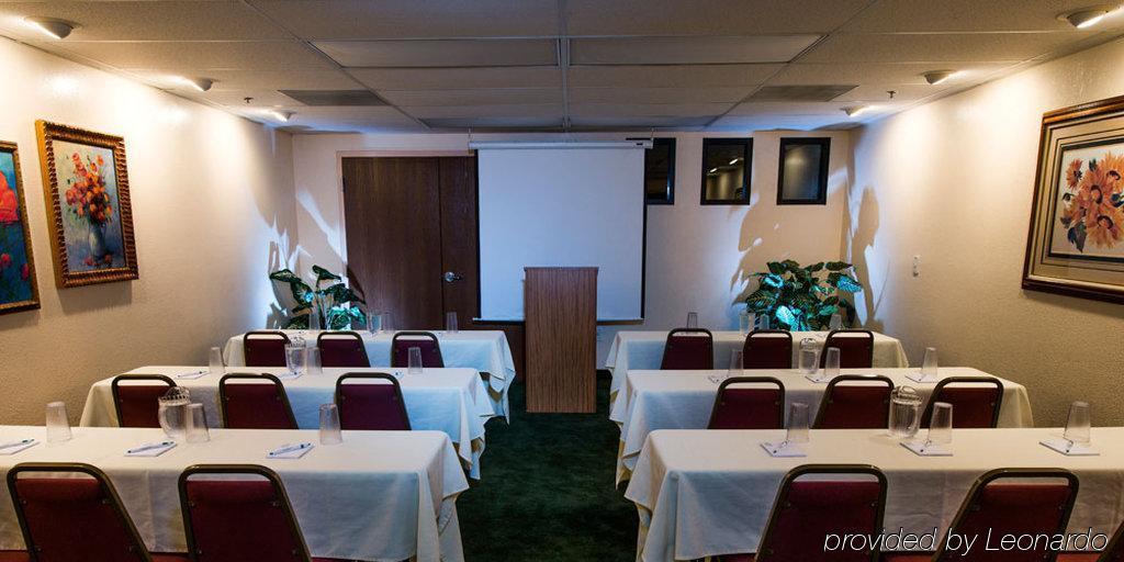 Gateway Studio Suites Сиера Виста Екстериор снимка